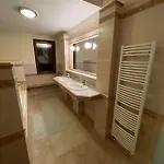 Rrr 4 Apartman *