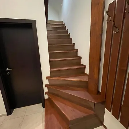 Apartment Rrr 4